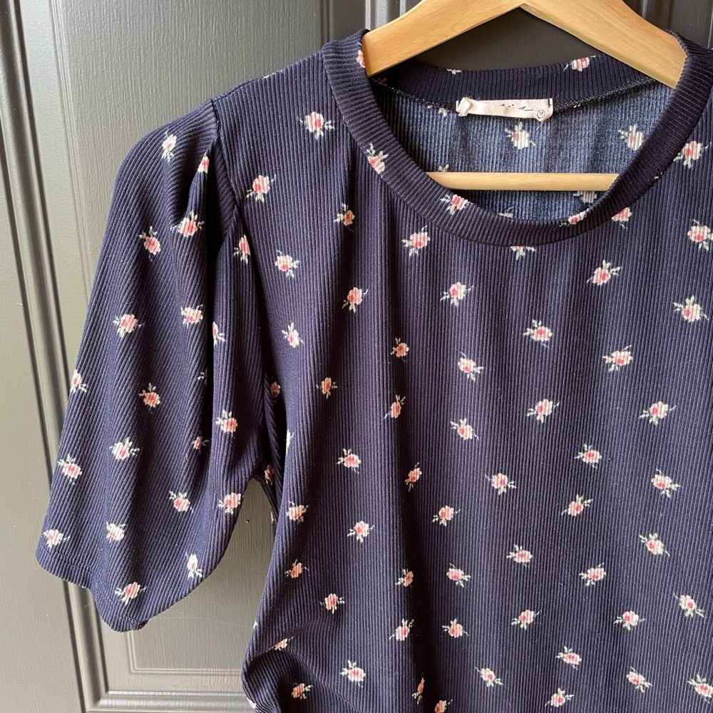 Floral maternity top